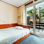 Bed & Breakfast Strumyk 3*